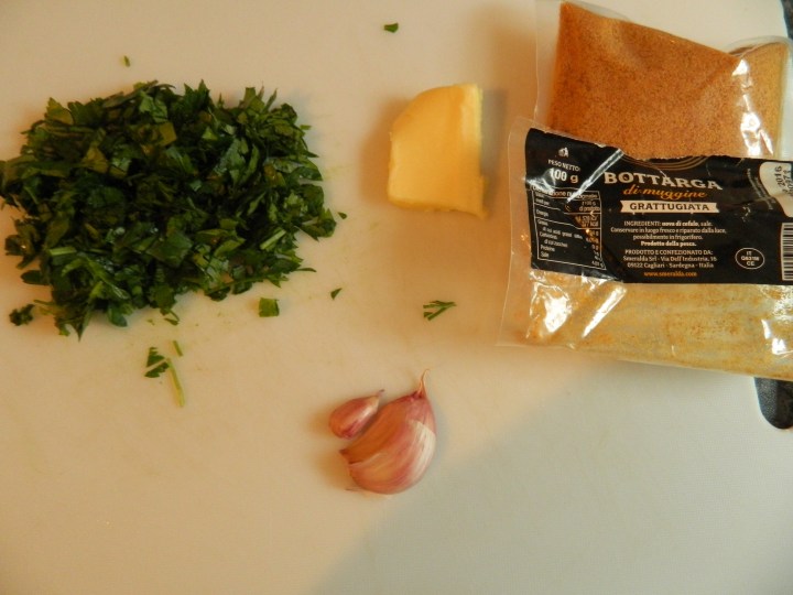 linguine alla bottarga_pasta dish_sardinian recipe