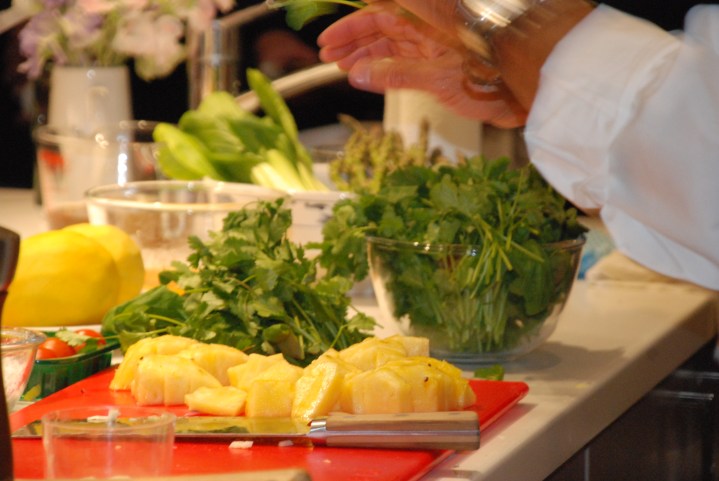 Ken Hom_interview_spicy chicken with pineapple