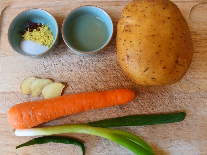 Shredded_Potato_strips_Stir_fry_with_vinegar