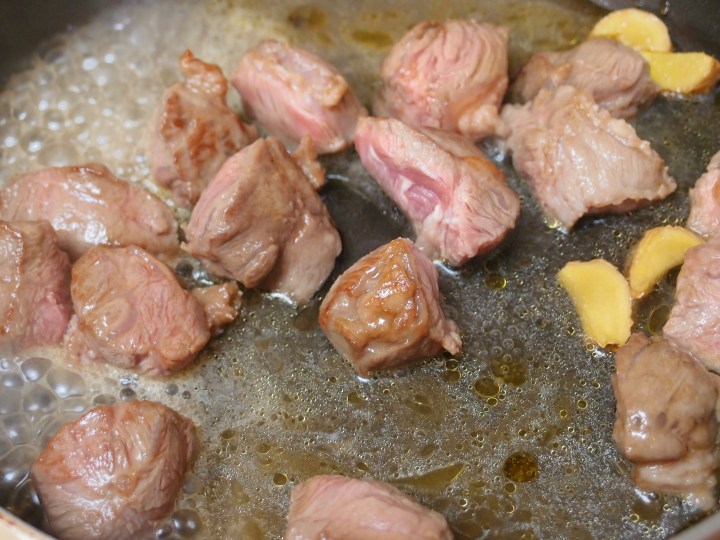 Rose_pork_fermented_tofu_furu_rou