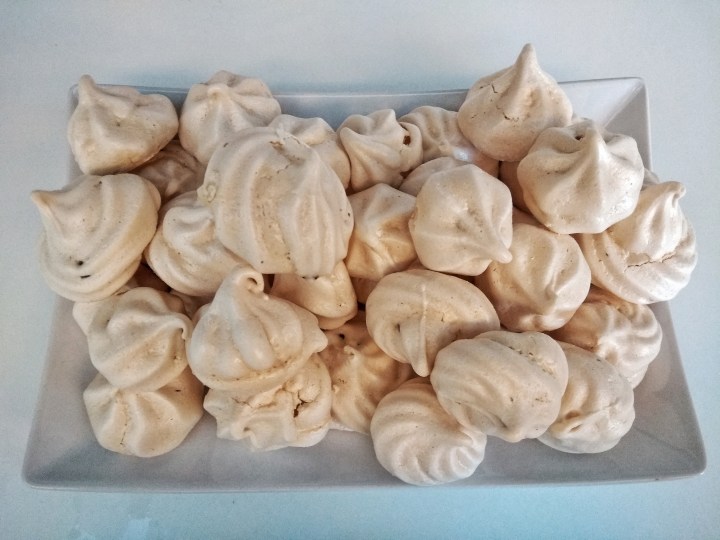 Chewy_chocolate_meringues_recipe_5