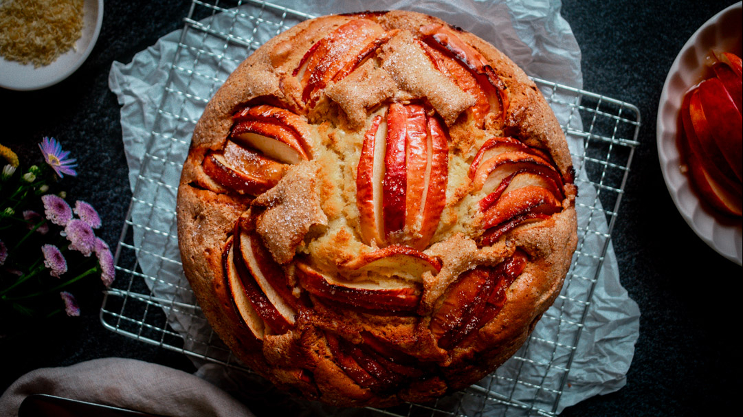 Soft Apple Cake Recipe